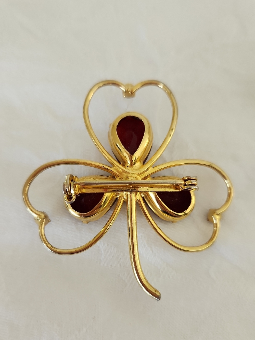 Clover Red Rhinestone Brooch Pin - Picture 2 of 5